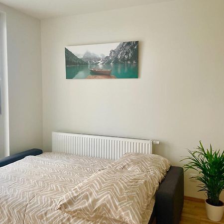 Bright Modern Flat With Balcony Apartment Виена Екстериор снимка